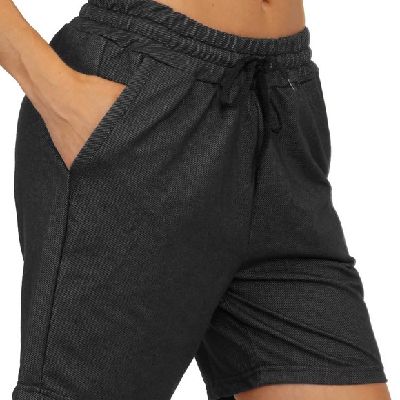 CODEFIT Pants - Women's Bermuda Shorts with Pocket Athletic CFBG06